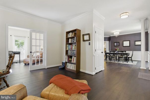 Chandelier, Dining room, Interior, Wood Texture Flooring