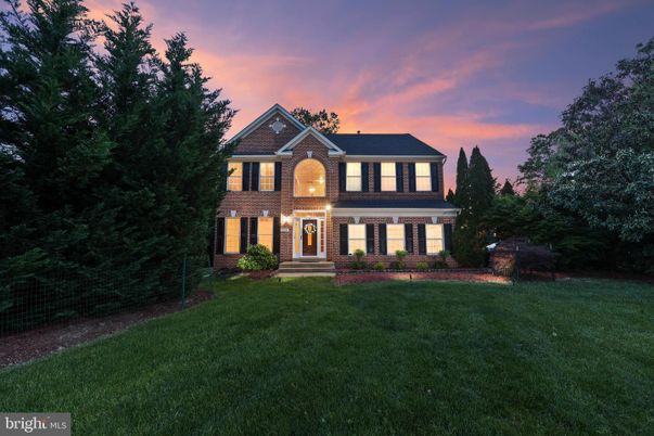 Backyard, Exterior, Facade, Brick Facade, Georgian