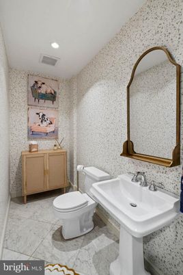 Bathroom, Interior, Marble, Recessed Lighting