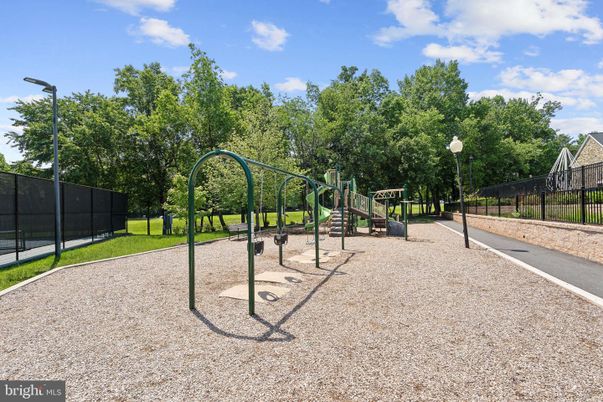 Backyard, Exterior, Playground