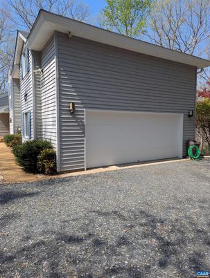 Detached Garage, Exterior