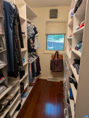 Interior, Walk-in Closets, Wood Texture Flooring