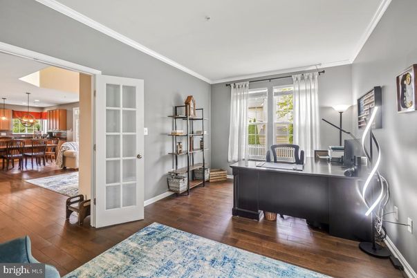 Dining room, Interior, Kitchen, Pendant Lights, Recessed Lighting, Wood Texture Flooring