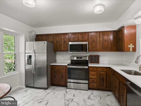 Interior, Kitchen, Marble, Stainless Steel Appliances