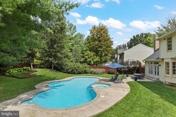 Backyard, Exterior, Pool