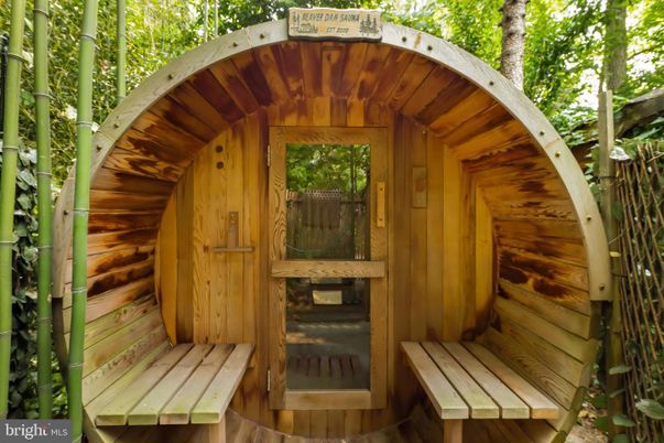 Exterior, Sauna Room