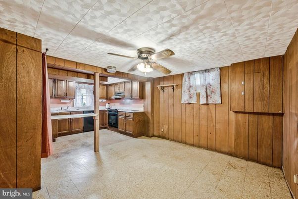 Interior, Kitchen, Wooden Walls