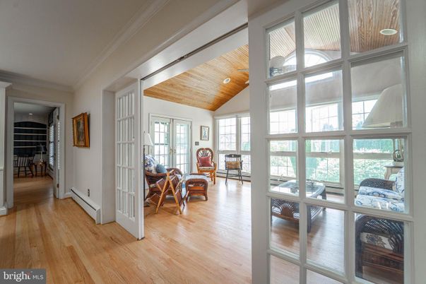 Interior, Living room, Recessed Lighting, Wooden Ceilings, Wood Texture Flooring