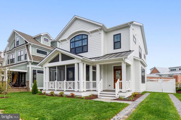 Exterior, Facade, Farmhouse