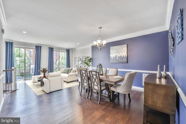 Chandelier, Dining room, Interior, Living room, Recessed Lighting, Wood Texture Flooring