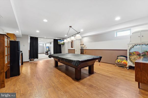 Billiard Table, Game Room, Interior, Pendant Lights, Recessed Lighting, Wood Texture Flooring