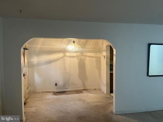 Chandelier, Empty room, Interior