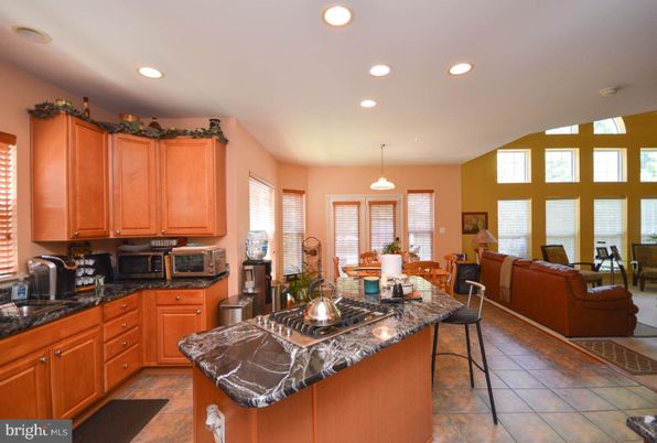 Dining room, Interior, Kitchen, Living room, Pendant Lights, Recessed Lighting