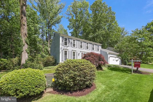 Backyard, Detached Garage, Exterior