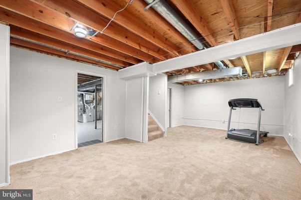 Fitness Equipment, Interior, Wooden Beams, Wooden Ceilings