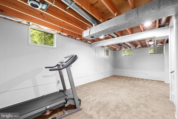 Fitness Equipment, Interior, Wooden Beams, Wooden Ceilings