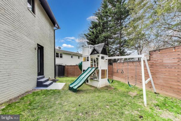 Backyard, Exterior, Playground