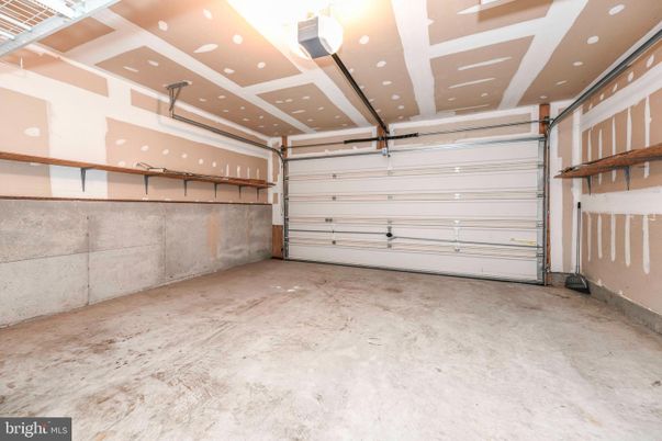 Garage, Interior, Recessed Lighting