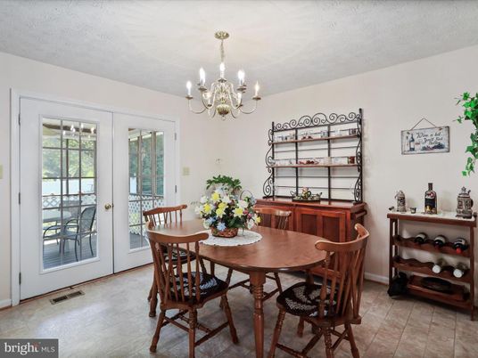 Chandelier, Dining room, Interior