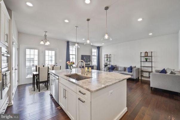 Dining room, Interior, Kitchen, Living room, Pendant Lights, Recessed Lighting, Wood Texture Flooring