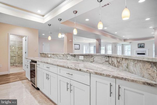 Interior, Pendant Lights, Recessed Lighting, Wood Texture Flooring