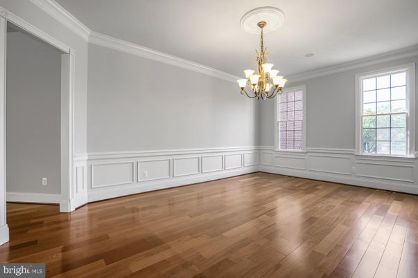 Chandelier, Empty room, Interior, Wood Texture Flooring