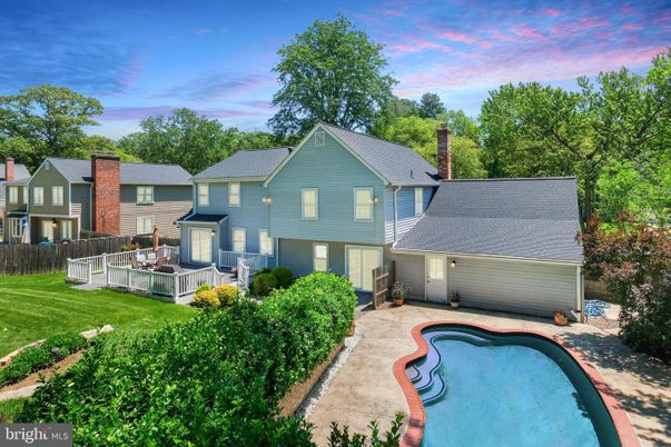 Backyard, Exterior, Pool