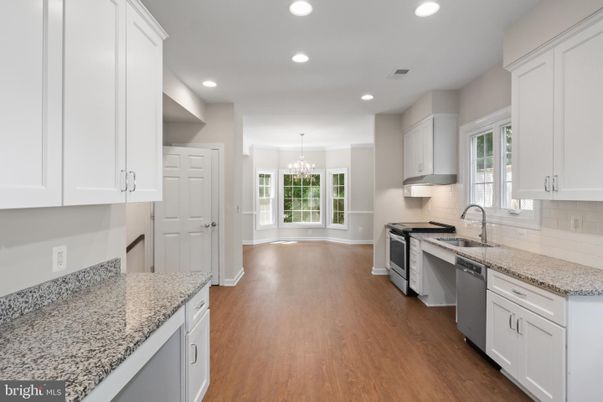 Chandelier, Interior, Kitchen, Recessed Lighting, Wood Texture Flooring
