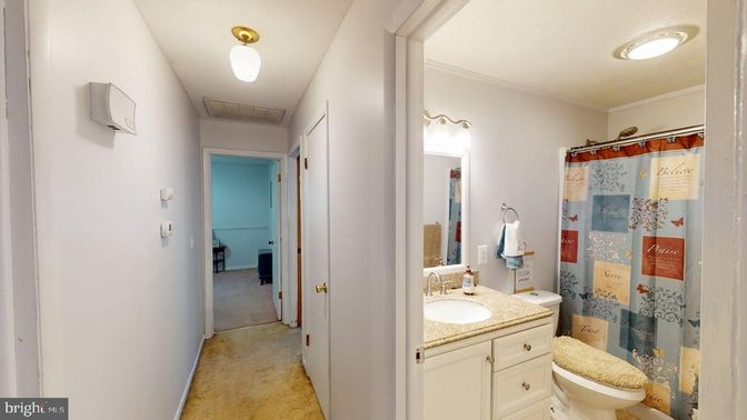 Bathroom, Interior