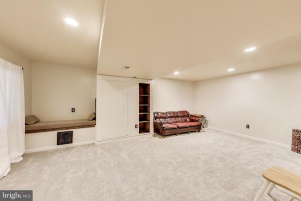 Interior, Recessed Lighting