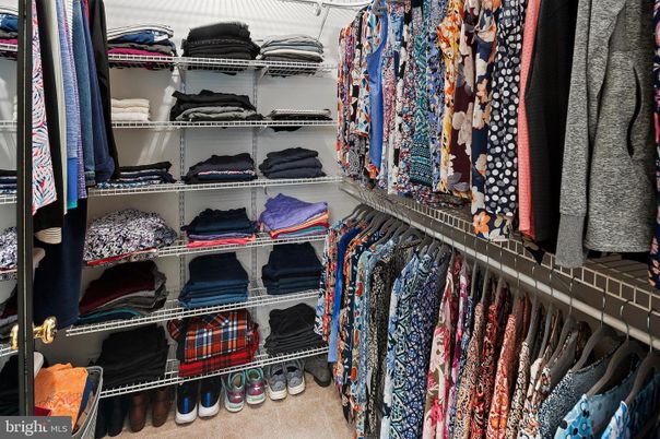 Interior, Walk-in Closets