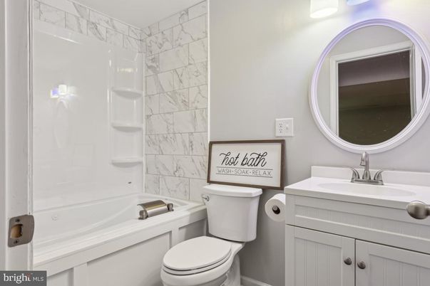 Bathroom, Interior, Marble Walls