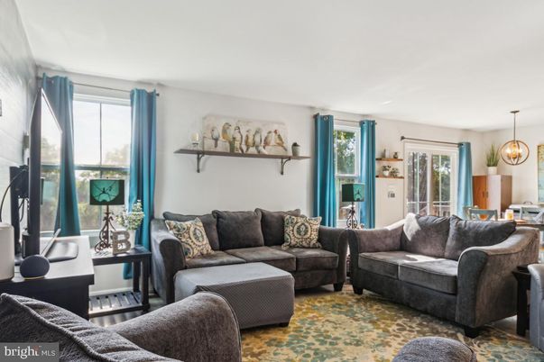 Interior, Living room, Pendant Lights