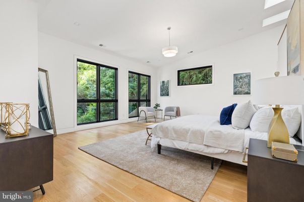Bedroom, Interior, Pendant Lights, Wood Texture Flooring