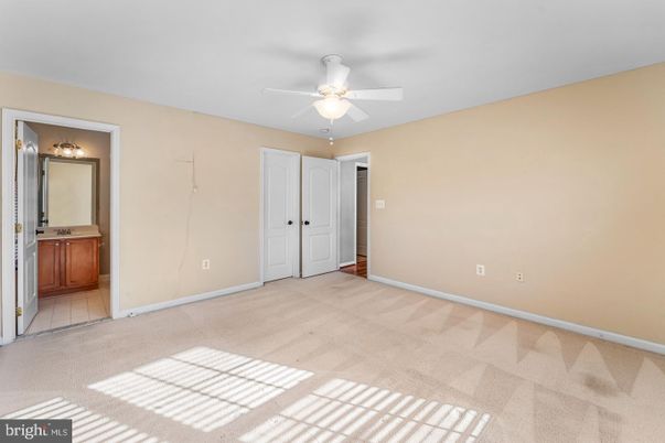 Bathroom, Empty room, Interior