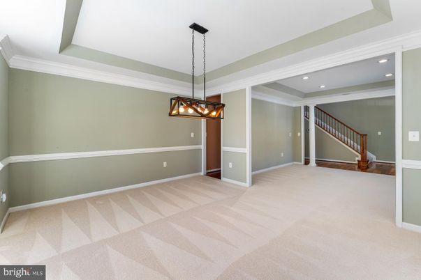 Chandelier, Empty room, Interior, Pendant Lights, Recessed Lighting