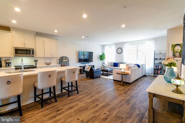 Interior, Kitchen, Living room, Recessed Lighting, Wood Texture Flooring