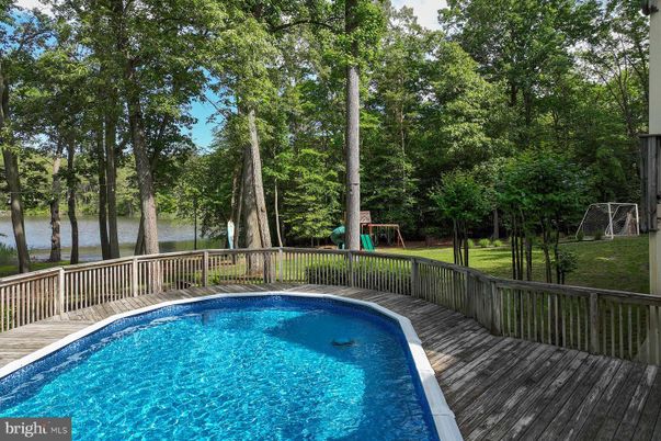 Exterior, Pool, Water