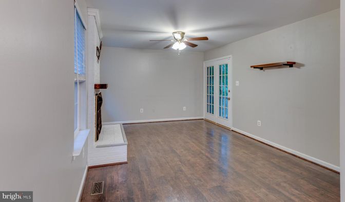 Empty room, Interior, Wood Texture Flooring