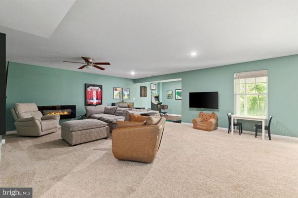Fireplace, Interior, Living room, Recessed Lighting