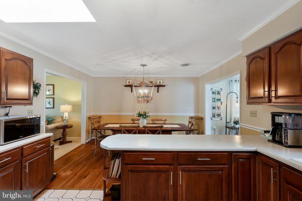 Dining room, Interior, Kitchen, Pendant Lights, Wood Texture Flooring