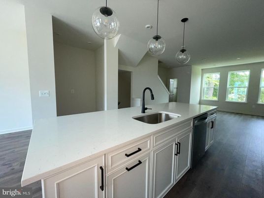 Interior, Kitchen, Pendant Lights, Wood Texture Flooring