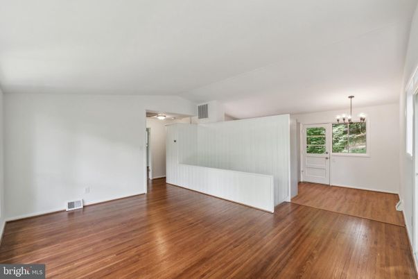 Chandelier, Empty room, Interior, Wood Texture Flooring