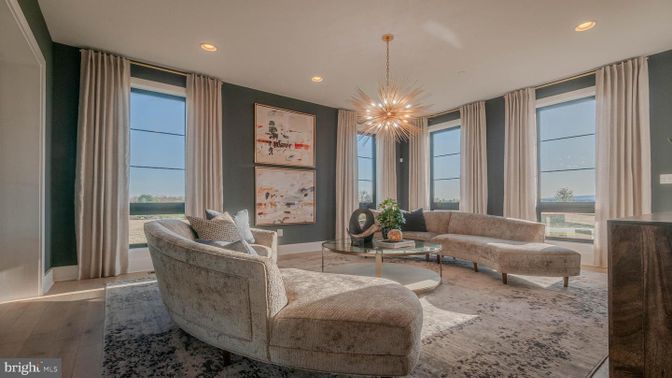 Interior, Living room, Pendant Lights, Recessed Lighting, Water, Wood Texture Flooring