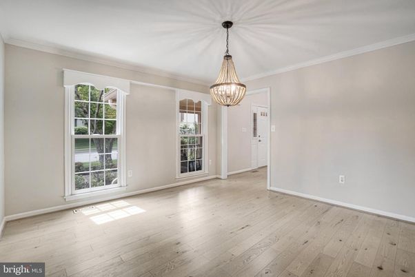 Chandelier, Empty room, Interior, Wood Texture Flooring