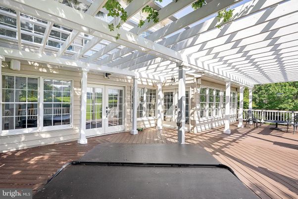 Exterior, Sun Room, Wood Texture Flooring