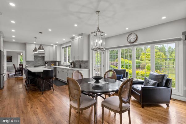 Dining room, Interior, Kitchen, Pendant Lights, Recessed Lighting, Wood Texture Flooring