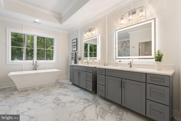 Bathroom, Dual Sink Vanities, Free Standing Baths, Interior, Marble, Recessed Lighting