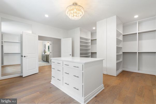 Chandelier, Interior, Recessed Lighting, Walk-in Closets, Wood Texture Flooring