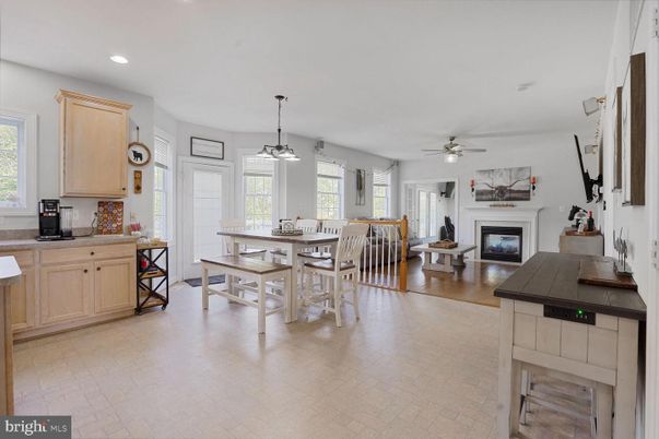 Dining room, Fireplace, Interior, Pendant Lights, Recessed Lighting